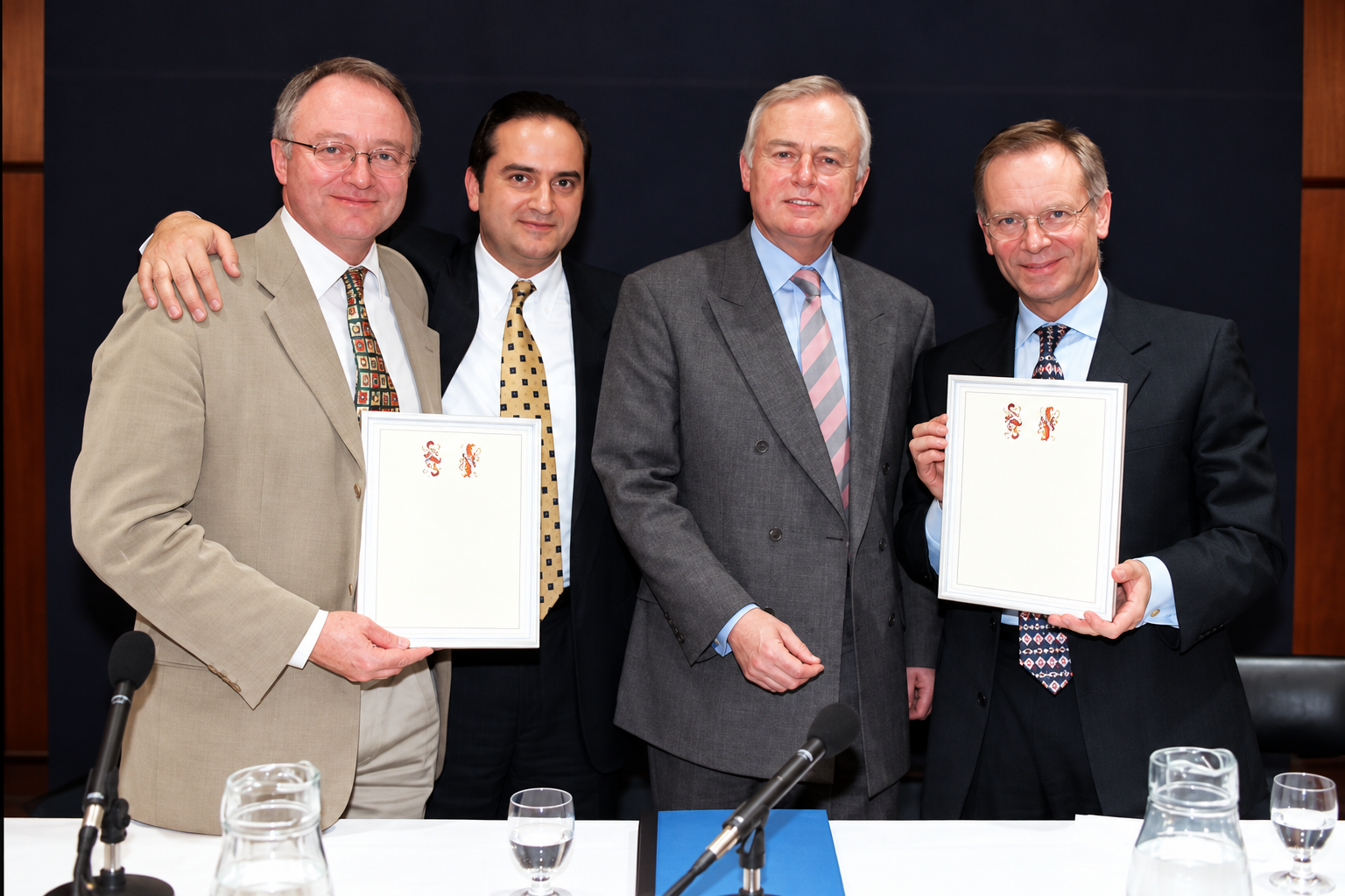 Contemporary newspaper coverage of the Jeffrey Archer–Ken Livingstone debate