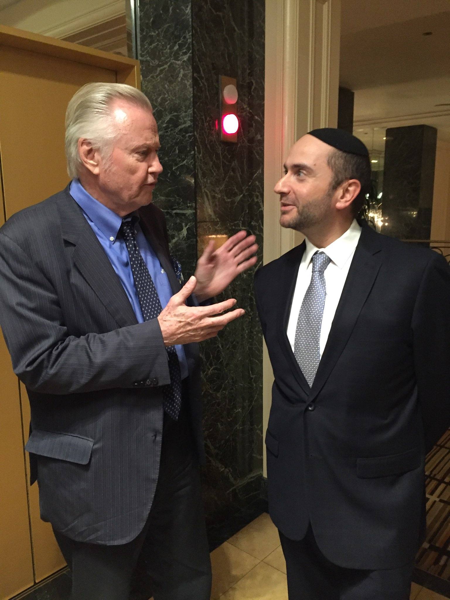 Rabbi Pini Dunner with Academy Award-winning actor Jon Voight