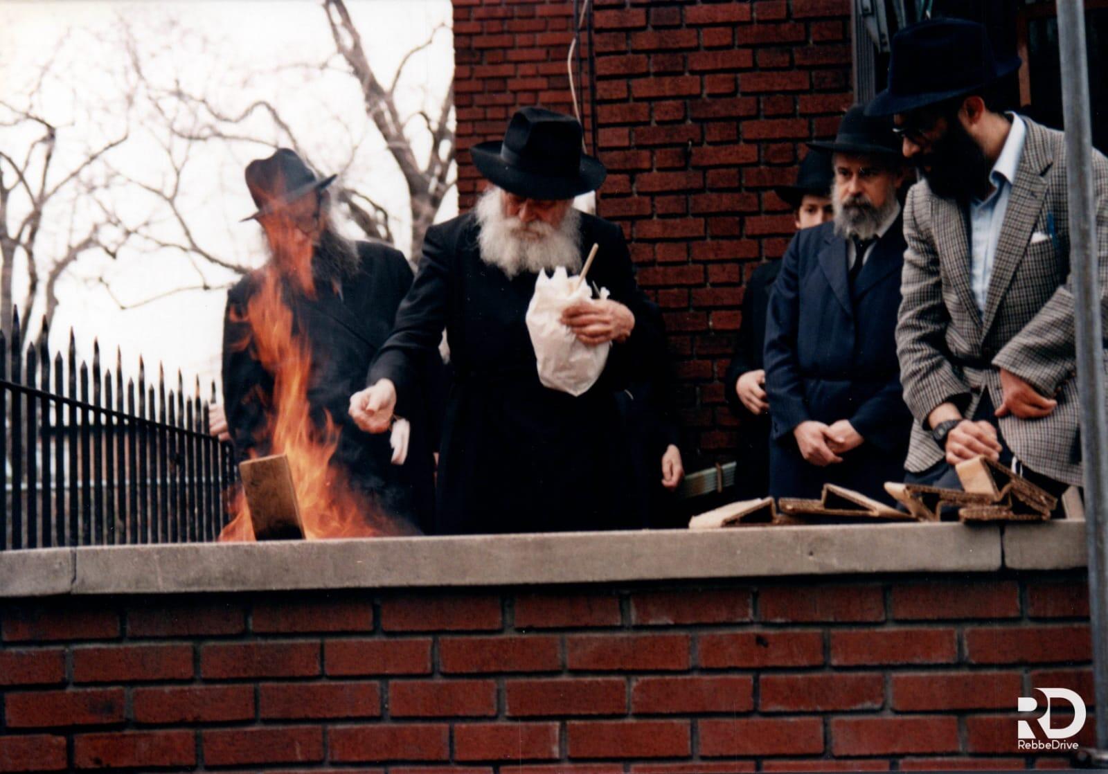 WHEN THE LUBAVITCHER REBBE SELF-QUARANTINED FOR SEDER