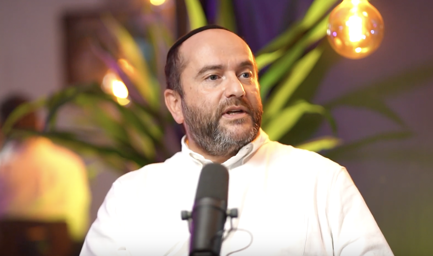 FINDING A FALSE MESSIAH
